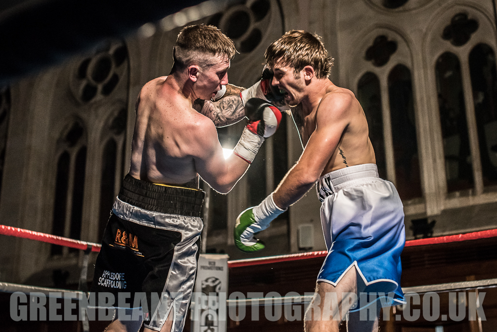 Plymouth Boxer Chris Adawayssharing ring in Plymouth with Ben Owen